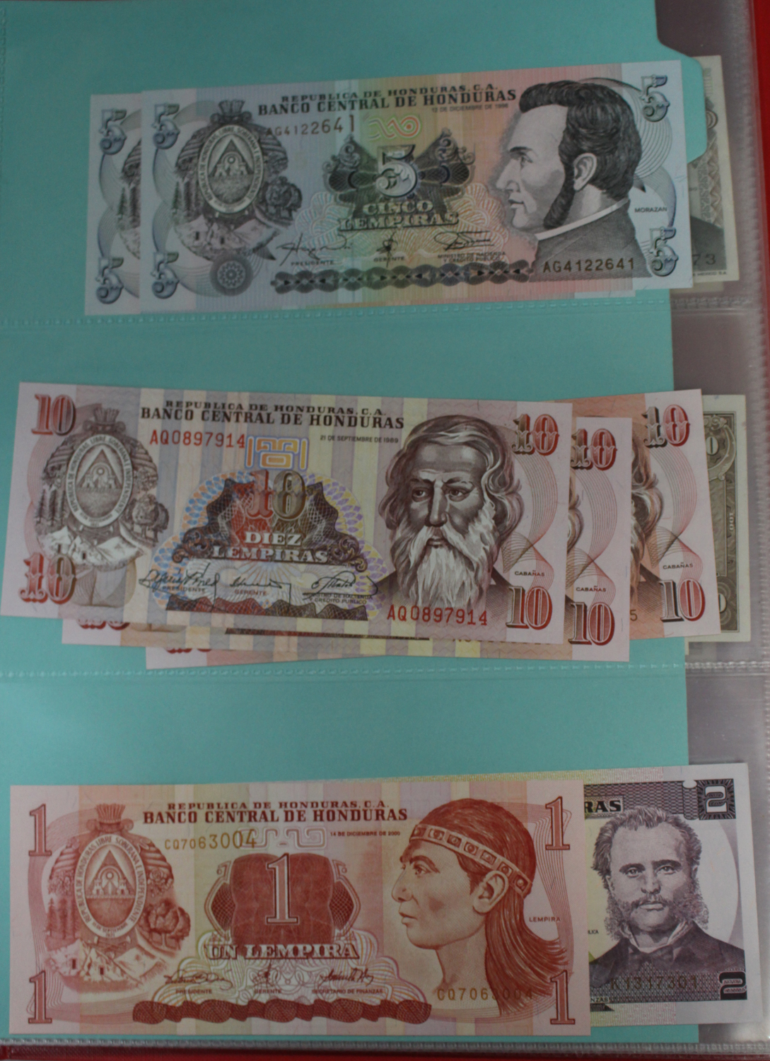 A large collection of 20th century and early 21st century South American banknotes, in three - Image 6 of 16