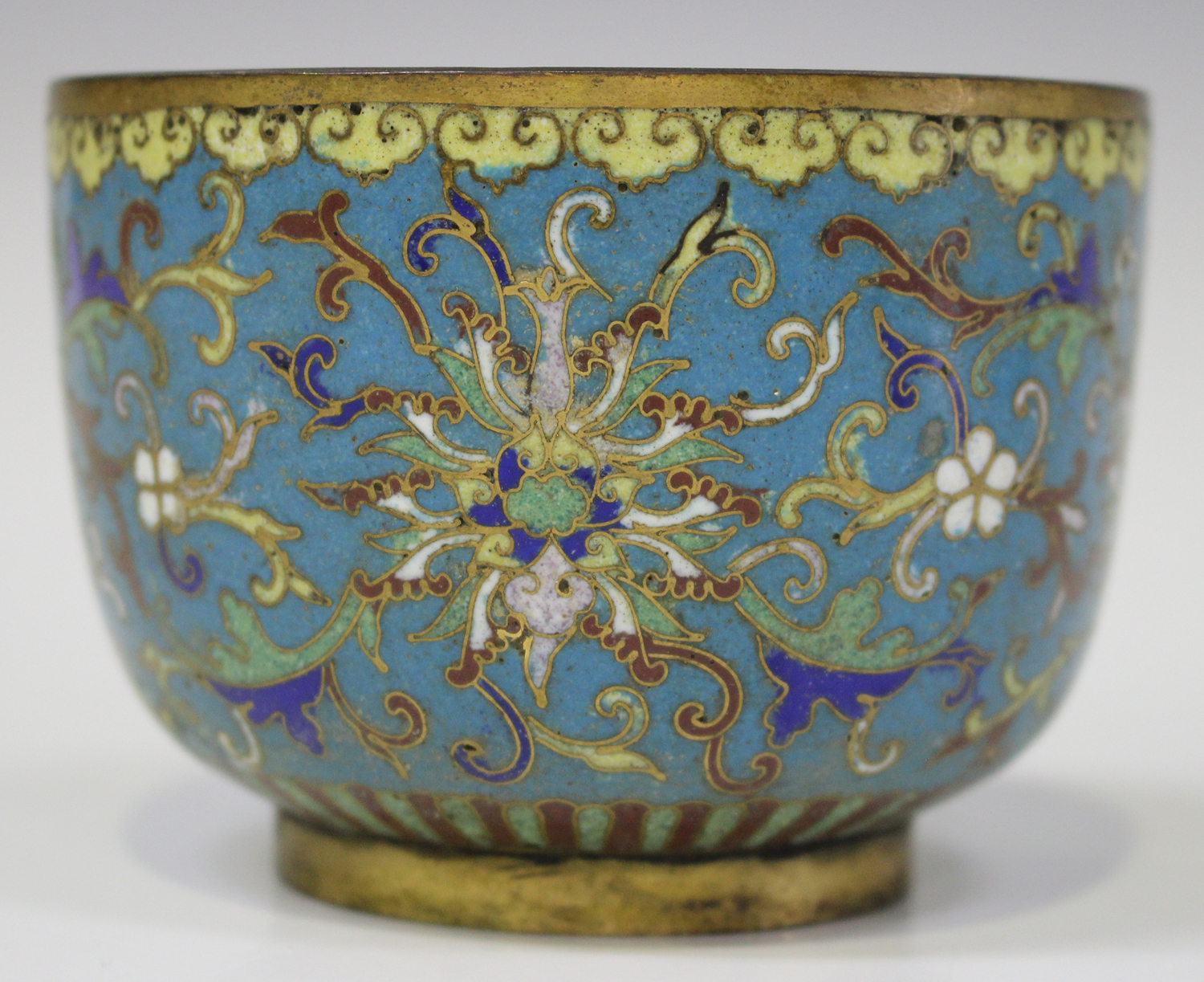 A Chinese cloisonné bowl, 19th century, of circular 'U' form with gilt copper mounts, the exterior - Image 6 of 7