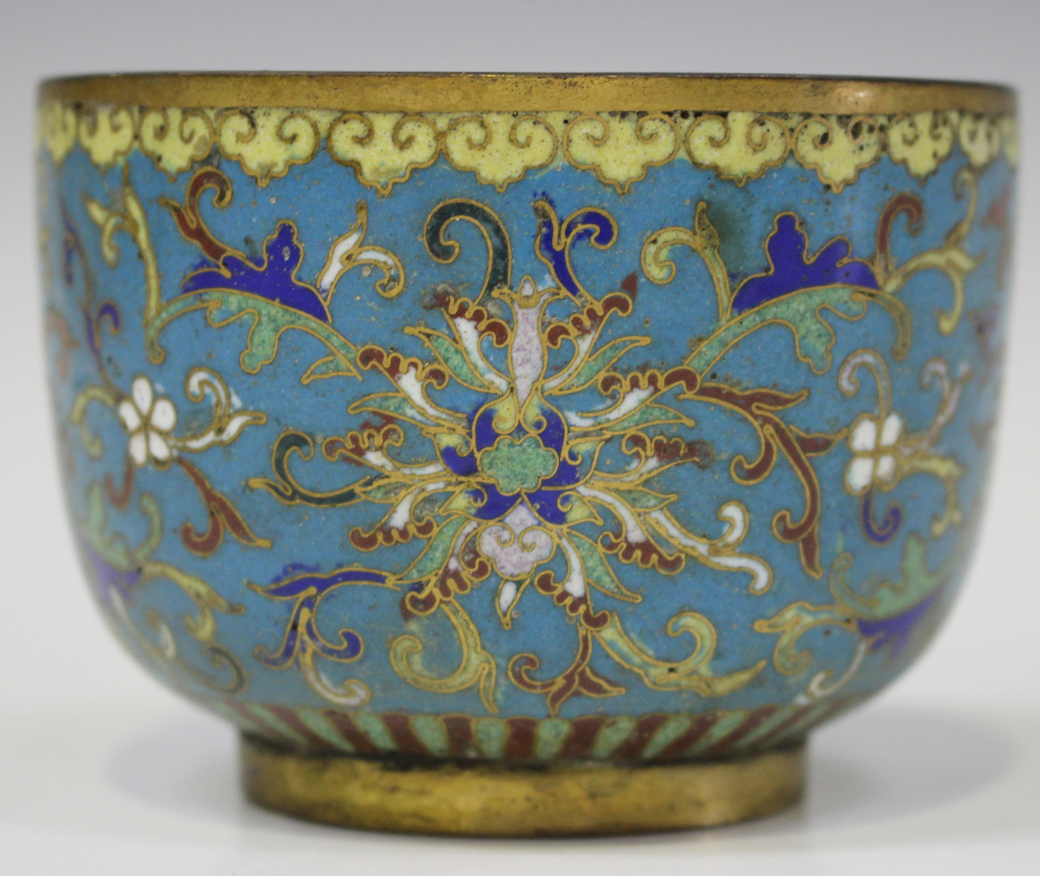 A Chinese cloisonné bowl, 19th century, of circular 'U' form with gilt copper mounts, the exterior - Image 7 of 7