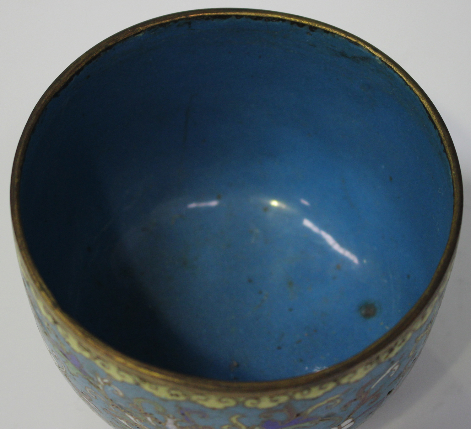 A Chinese cloisonné bowl, 19th century, of circular 'U' form with gilt copper mounts, the exterior - Image 4 of 7