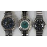 A Seiko Chronograph Automatic steel cased gentleman's bracelet wristwatch, the signed blue dial with