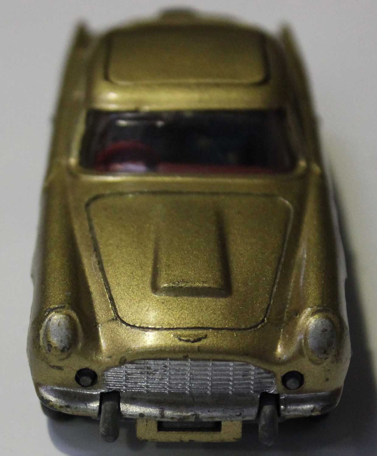 A Corgi Toys No. 261 James Bond's Aston Martin D.B.5, boxed with diorama, two bandit figures, secret - Image 4 of 5