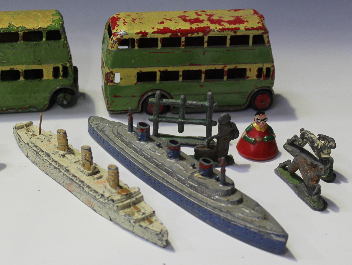 A small collection of Dinky Toys vehicles, comprising a pre-war No. 23A racing car, finished in - Image 4 of 4