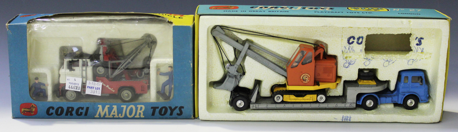 A Corgi Toys Gift Set No. 27 Machinery Carrier with Bedford tractor unit and Priestman 'Cub' Shovel,
