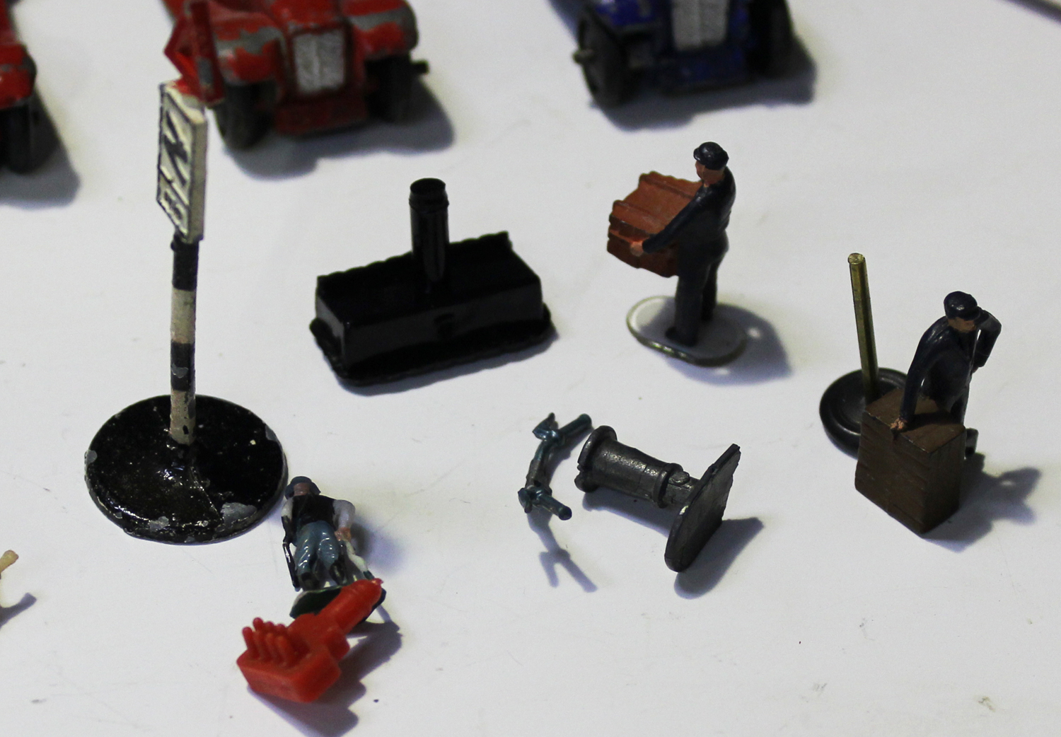 A collection of die-cast vehicles, including a Dinky Toys post-war No. 25D petrol tanker, a No. - Image 2 of 5