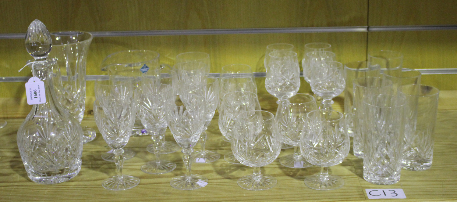 An Edinburgh Crystal Stirling pattern part suite of glassware, comprising a decanter and stopper, - Image 2 of 2