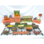 Hornby 0 gauge - various boxed items including No.