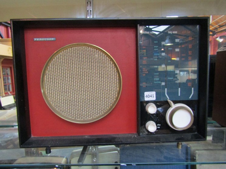 A Ferguson model 627U wooden cased radio