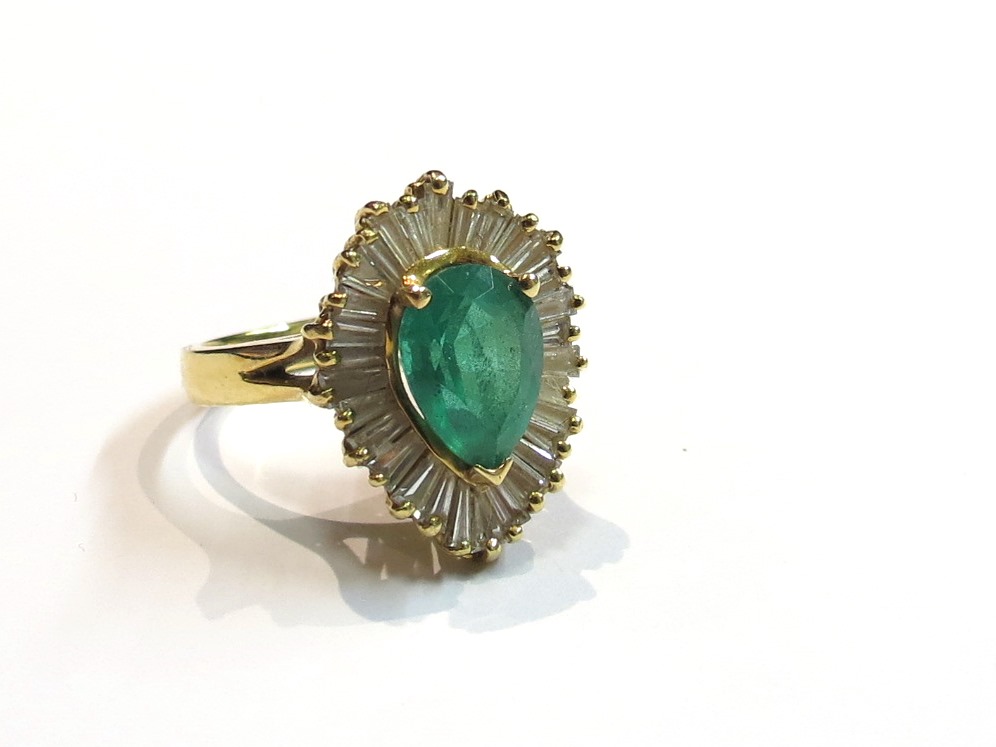 A gold diamond and emerald ring, - Image 2 of 2