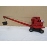 A Tri-ang tinplate crane