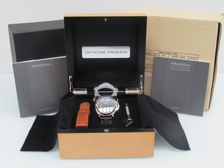 PANERAI: a Luminor 44 Marina gent's stainless steel manual wind wristwatch, ref. - Image 7 of 9