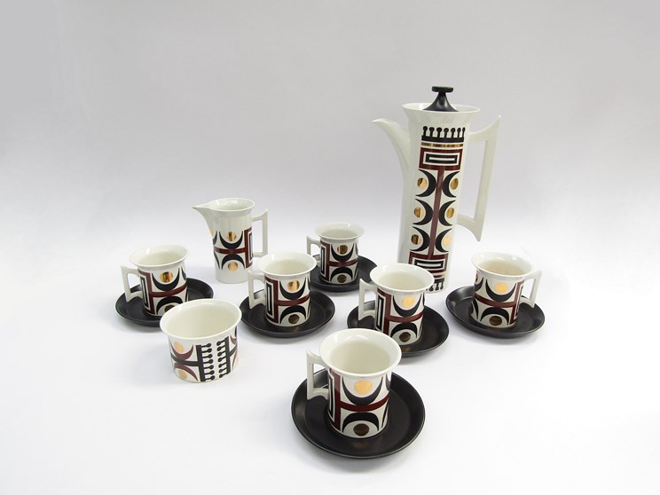 A Portmeirion "Gold Signal" pattern coffee service designed by Susan Williams-Ellis