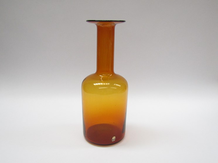 A Gulvase in amber by Holmegaard, Cascade label, 30.