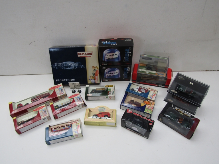 A collection of Corgi and other boxed diecast vehicles including Trackside,