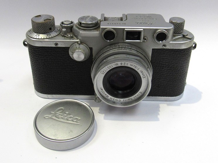 A Leica IIIf rangefinder camera circa 1951, chrome, serial number 549319, with Leitz Elmar 50mm 1:2.