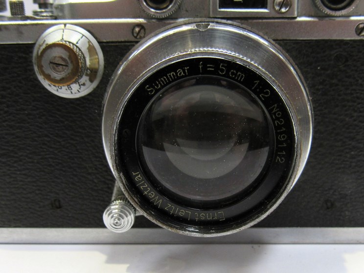 A Leica II rangefinder camera circa 1936, chrome, serial number 191270, - Image 2 of 3