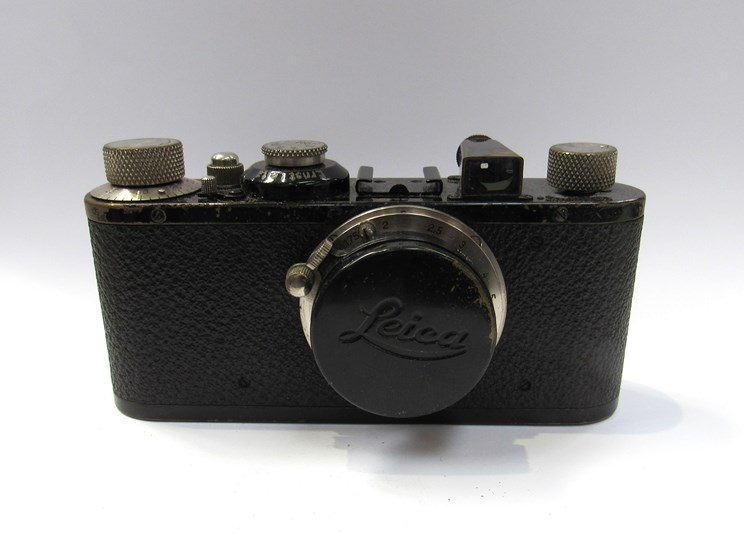 A Leica I rangefinder camera circa 1931, black, serial number 71134, with Leitz Elmar 50mm 1:3.