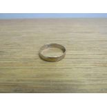 9ct gold band, 1.
