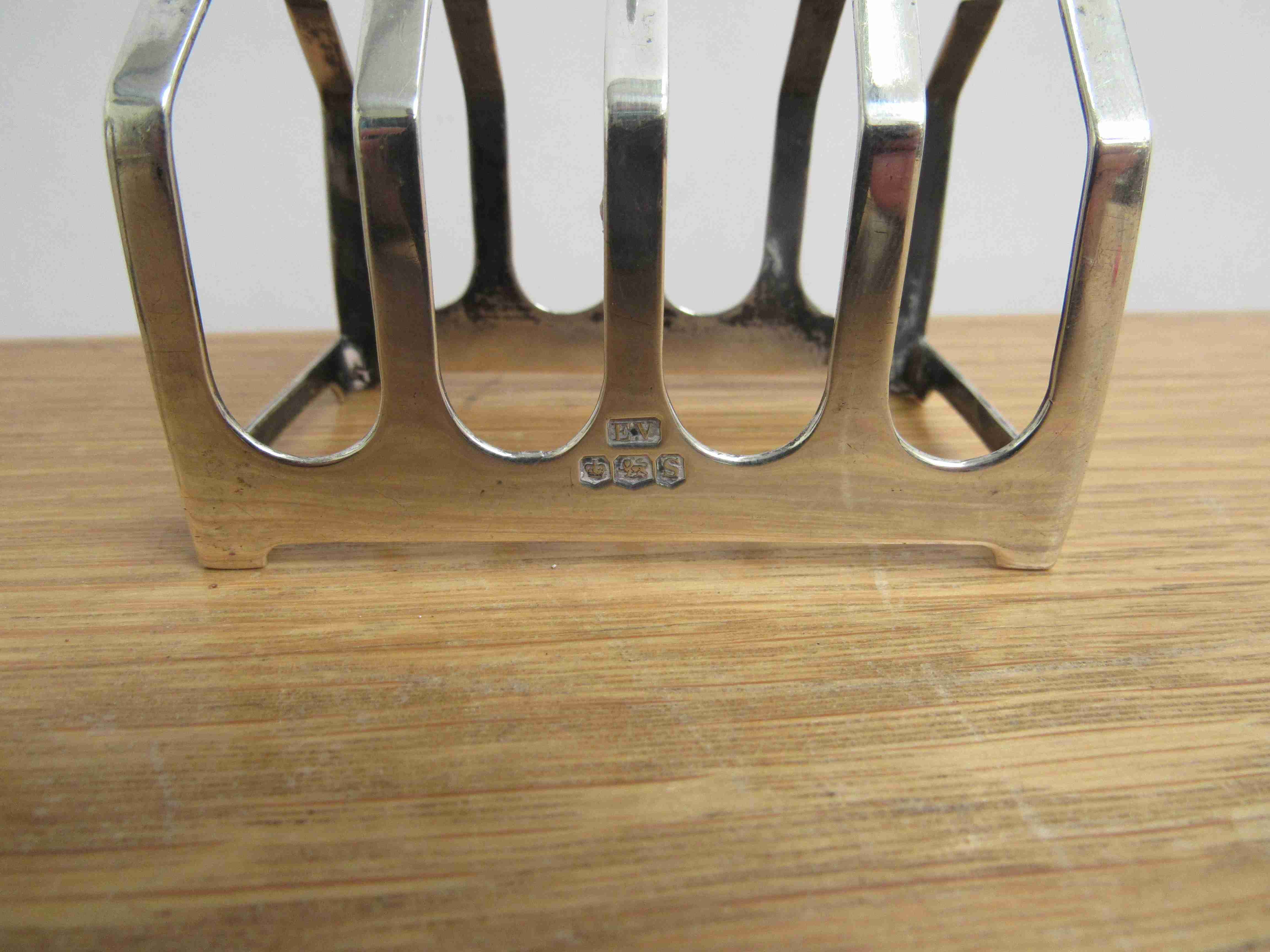 Two Emile Viner silver toast racks (5+7 bar) 1960 & 1964, - Image 2 of 2