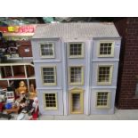 A three storey doll's house