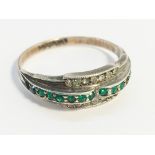 A 14ct 2 bar diamond and emerald ring size L.