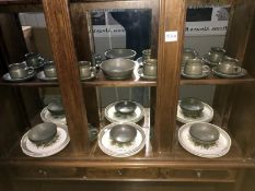 A quantity of Langley & Denby dinnerware