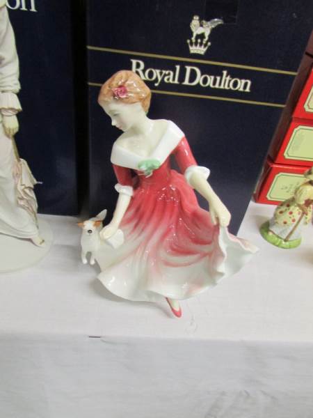 3 boxed Royal Doulton figurines - 'Penelope' CL3988, 'Ninette' HN3417 and 'My Best Friend' HN3011. - Image 4 of 4