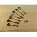 7 silver spoons including salt/mustard spoons, 98 grams.