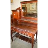 A mahogany dressing table.