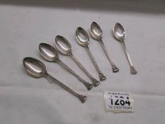 A set of 6 silver teaspoons. 88 grams.
