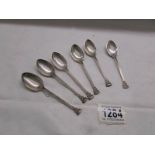 A set of 6 silver teaspoons. 88 grams.