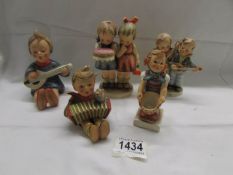 5 Goebel/Hummel figures.