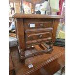 A small oak 2 drawer chest.