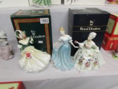 2 boxed Royal Doulton figurines - 'Christmas Day 2002' HN4422,