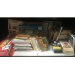 A quantity of children's games & jigsaws