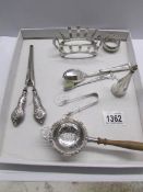 8 items of silver including tea strainer with drip bowl (Charles S Green & Co., Ltd.