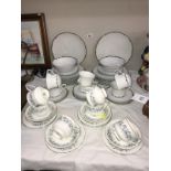 A Majesty dinner set & a Royal Standard tea set