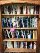 4 shelves of modern hardback and vintage paperback fiction books