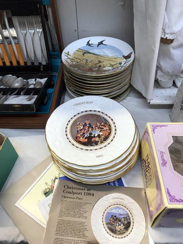 A quantity of Coalport & Royal Worcester collectors plates