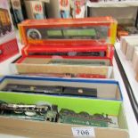 10 Hornby '00' gauge locomotives, some with tenders.