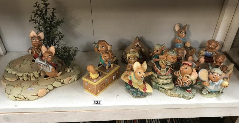 A quantity of Pendelfin Bunnykin figurines,