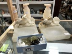 4 alabaster bird items & items of jade (goats have broken legs