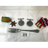 A set of WW2 medals (Italy star,