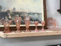 A quantity of deco glassware including Oasis figure in dish