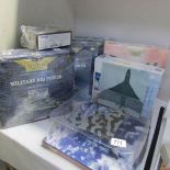 5 Corgi Aviation Archive plane models etc.