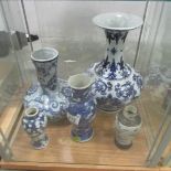 5 assorted oriental vases.