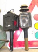 2 carriage lamps