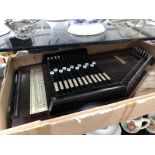 A 12 bar autoharp