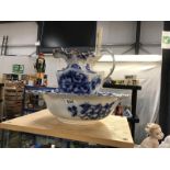 A blue & white jug & bowl set