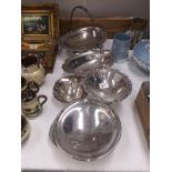 6 items of silverplate including comports